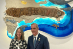 Abinader inaugura el Salón Dominicano en la FAO con una obra de Victoria Thomen