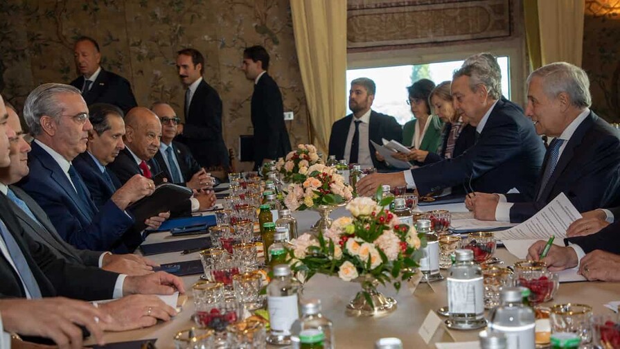 Italia busca ampliar inversiones en RD; Abinader destaca potencial turístico y de zonas francas