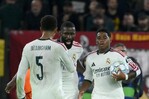 Tres goles en siete minutos dan triunfo al Real Madrid 4-3 sobre la Roma en la Liga de Campeones Tres goles en siete minutos dan triunfo al Real Madrid 4-3 sobre la Roma en la Liga de Campeones