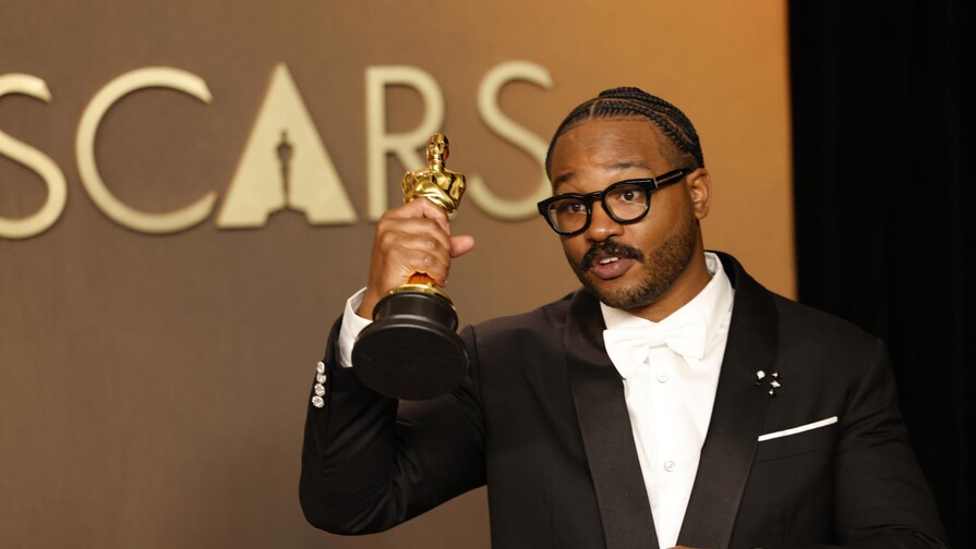 Preparan nueva versión de Expediente X a cargo del oscarizado Ryan Coogler Preparan nueva versión de Expediente X a cargo del oscarizado Ryan Coogler