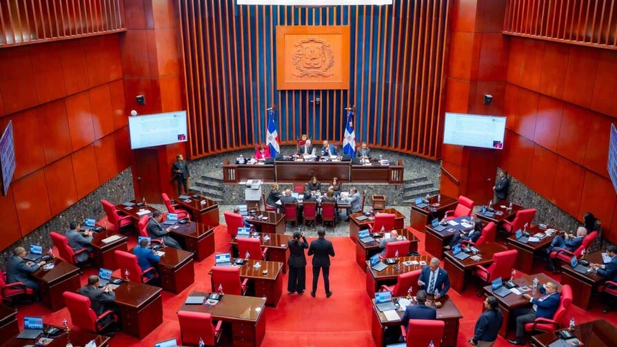 El Senado aprueba en segunda lectura elevar a municipio el distrito municipal Verón-Punta Cana El Senado aprueba en segunda lectura elevar a municipio el distrito municipal Verón-Punta Cana