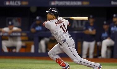 José Ramírez aporta 2 hits y un robo en triunfo de Cleveland que lidera 2-1 la serie sobre los Rays