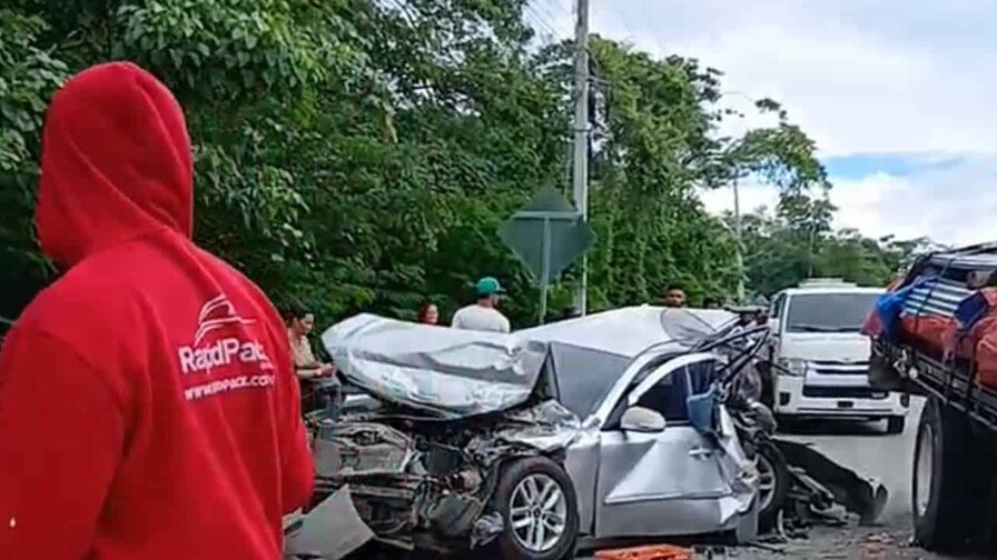Accidente múltiple provoca kilométrico tapón en la autopista Duarte