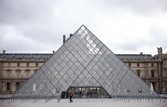 Louvre espera recuperar joyas robadas hace un año y alerta del aumento de asaltos a museos
