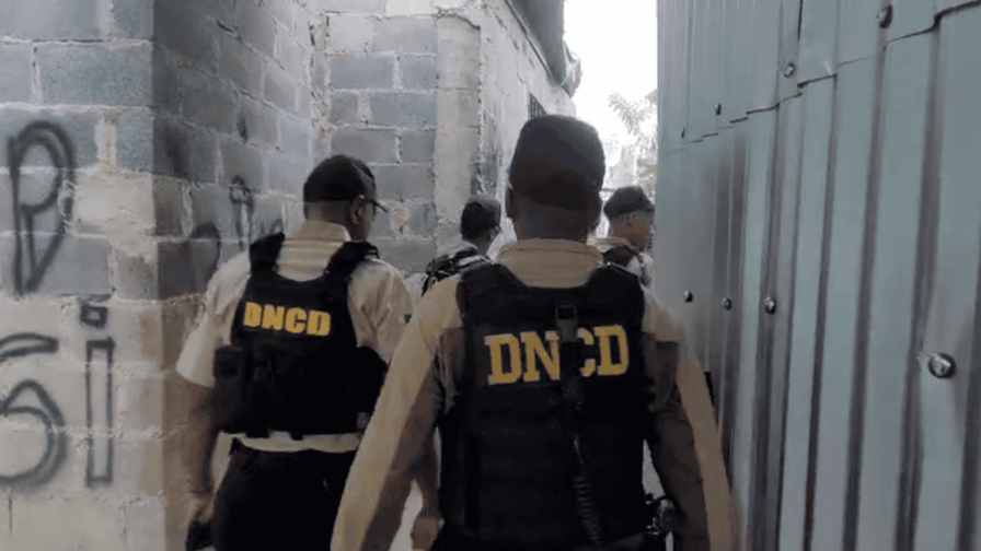 DNCD ocupa más de 4,700 gramos de presuntas drogas en Pedro Brand y SDN DNCD ocupa más de 4,700 gramos de presuntas drogas en Pedro Brand y SDN