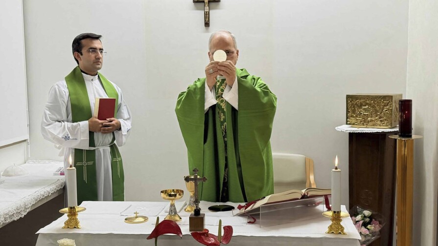 El papa León XIV mejora y recupera su autonomía tras la operación de pulmón El papa León XIV mejora y recupera su autonomía tras la operación de pulmón