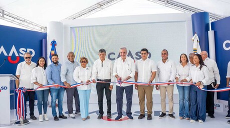 Gobierno entrega saneamiento de dos cañadas en Santo Domingo Oeste