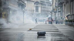 Milán vuelve a vivir una tarde de disturbios y choques entre grupos de jóvenes y policía
