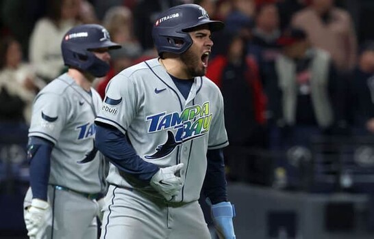 Los Rays vencieron a los Guardianes y empataron la serie de campeonato