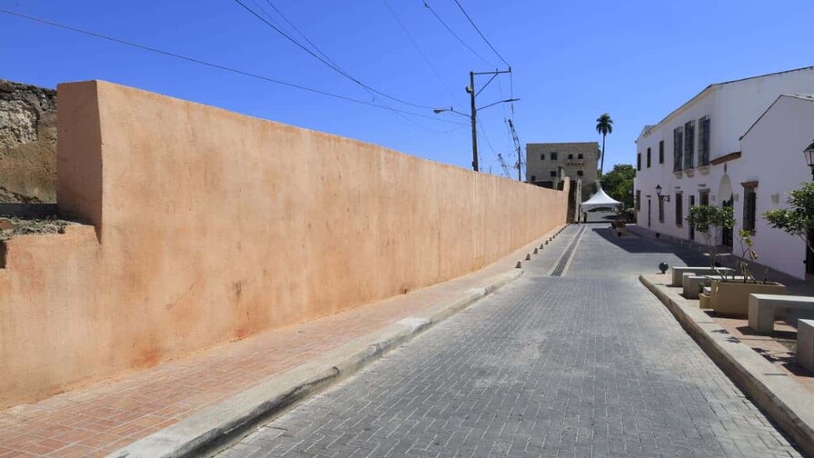 Remozan calles de la Ciudad Colonial con inversión de RD$61.5 millones