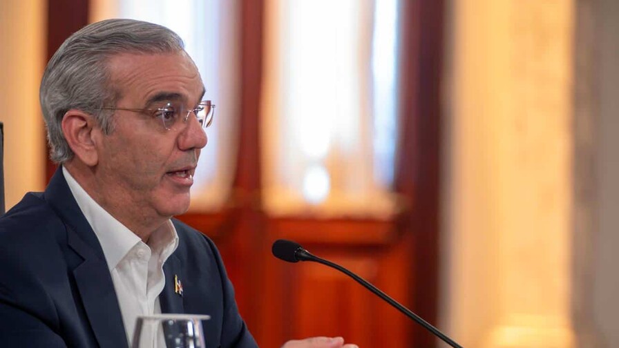 El mea culpa de Abinader sobre la factura eléctrica: “Nunca lo hemos explicado bien” El mea culpa de Abinader sobre la factura eléctrica: “Nunca lo hemos explicado bien”
