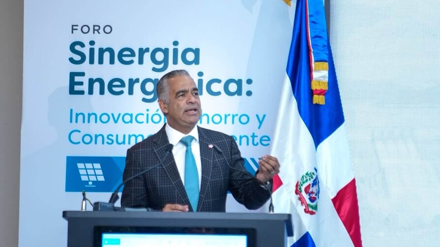 Ministro sostiene incorporar nuevas tecnologías es fundamental para optimizar el consumo de energía Ministro sostiene incorporar nuevas tecnologías es fundamental para optimizar el consumo de energía