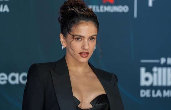 Fuerza Regida, Bad Bunny, Karol G, Peso Pluma y Romeo Santos lideran los Billboard Latinos