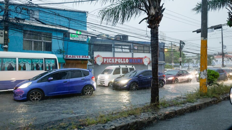 El Gran Santo Domingo y Puerto Plata continúan en alerta amarilla por lluvias