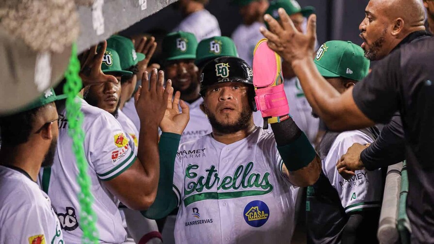 Estrellas fabrican cinco en el primero para impulsar una victoria 8-3 sobre el Licey