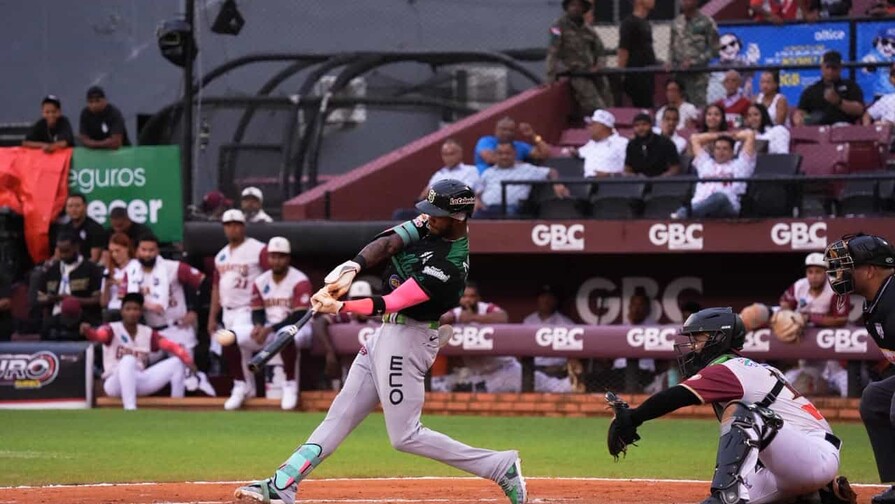 Video | Estrellas vencen a Gigantes y escalan al primer lugar de la tabla de posiciones Video | Estrellas vencen a Gigantes y escalan al primer lugar de la tabla de posiciones