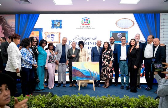 El Senado reconoce a Manuel Tejada y Elsa Núñez por sus aportes a la cultura dominicana