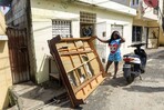 “Todavía estoy limpiando”: lluvias dejan viviendas afectadas y calles inundadas