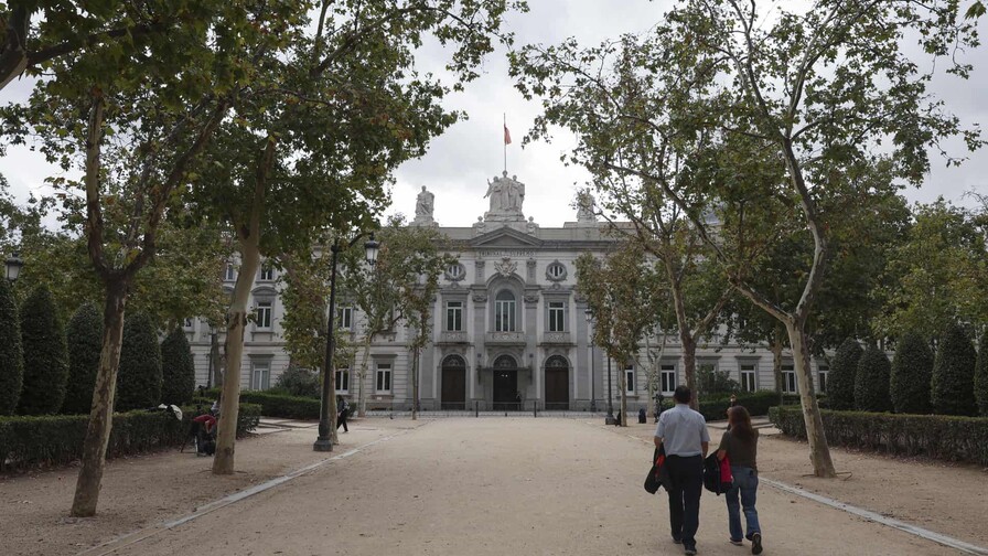 Solo el 0.5 % de los nacionalizados por la ley de nietos en España podrán votar