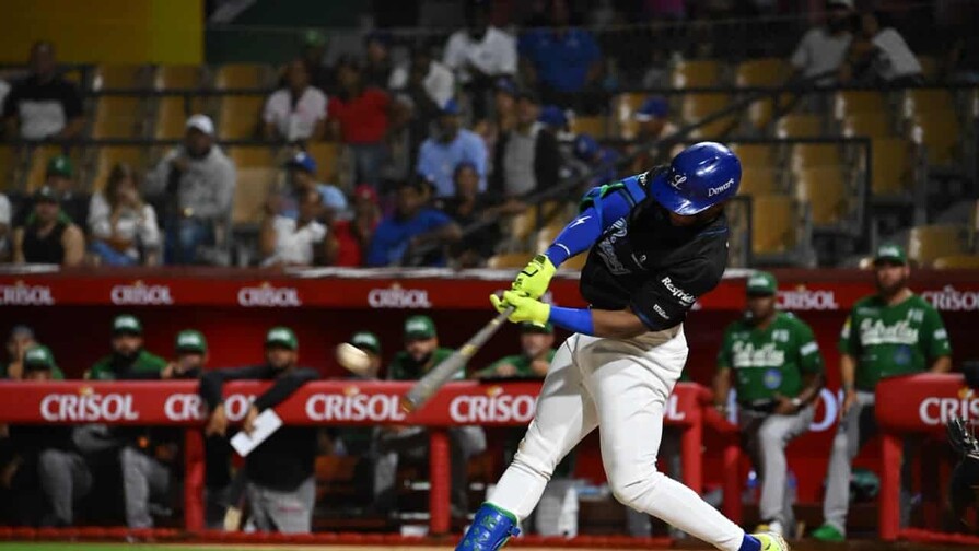 Video| Mel Rojas Jr. se viste de héroe y Licey blanquea a las Estrellas Video| Mel Rojas Jr. se viste de héroe y Licey blanquea a las Estrellas