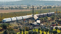 España se viste de luto y llora a las víctimas de la tragedia ferroviaria