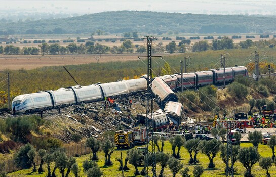 España se viste de luto y llora a las víctimas de la tragedia ferroviaria