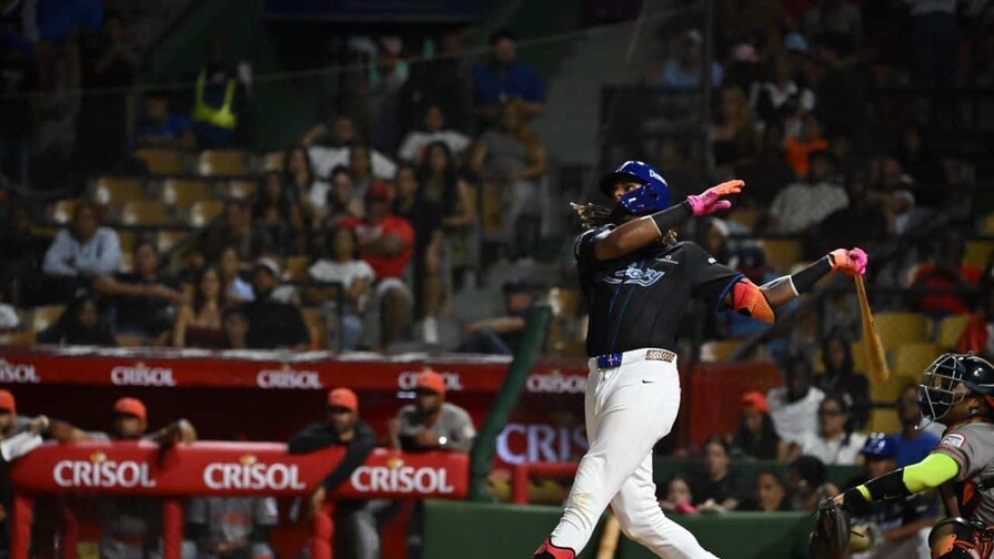Kevin Alcántara empuja tres, Licey regresa y derrota a los Toros