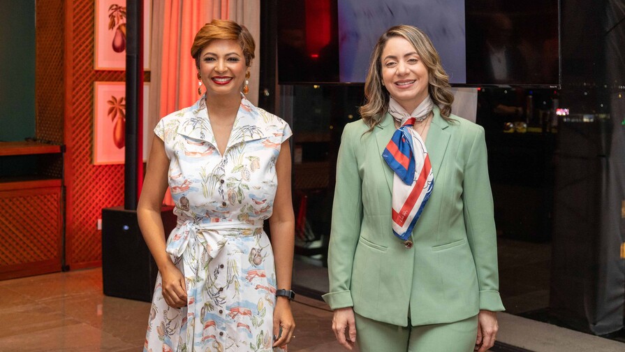 Nina Vásquez honra el legado de María Trinidad Sánchez en su nueva colección