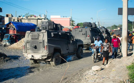 De cuatro técnicos desaparecidos a cientos de soldados: así escaló la operación salvadoreña en Haití
