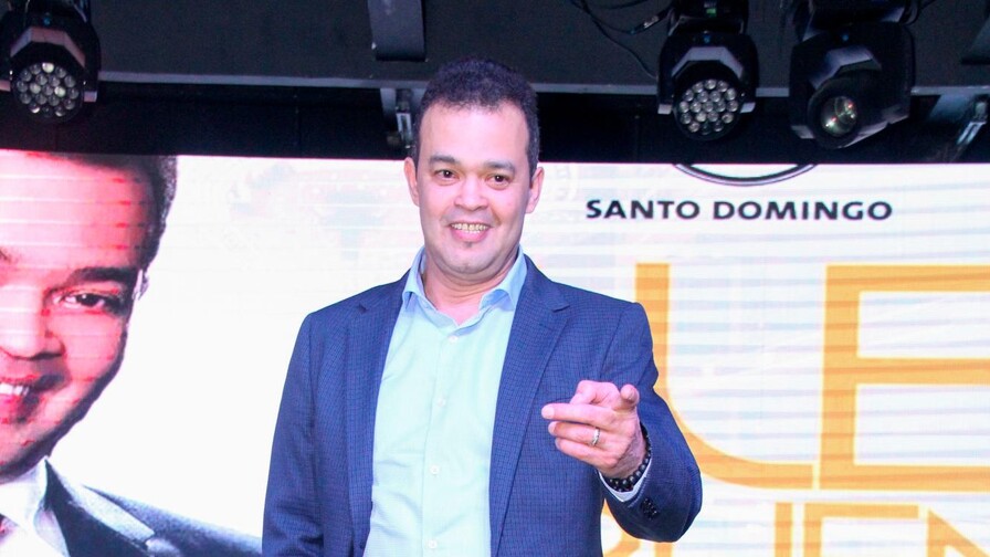 Último adiós a Alex Bueno en RD: cuándo y dónde serán los homenajes públicos y su sepelio Último adiós a Alex Bueno en RD: cuándo y dónde serán los homenajes públicos y su sepelio
