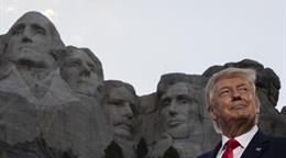 Trump viaja al Monte Rushmore por 250 años de independencia de EE. UU.