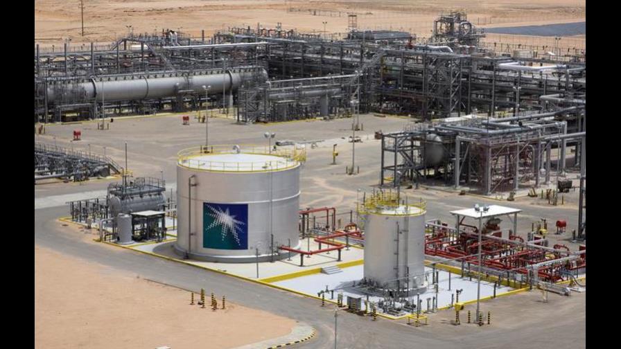 Aramco evacúa a todo el personal restante de su sede, según fuentes coincidentes