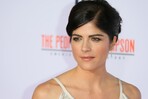 Actriz Selma Blair revela que está inválida por esclerosis múltiple