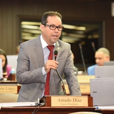 Cambios al Código Penal: diputados proponen separar hechos de interés público de la vida privada