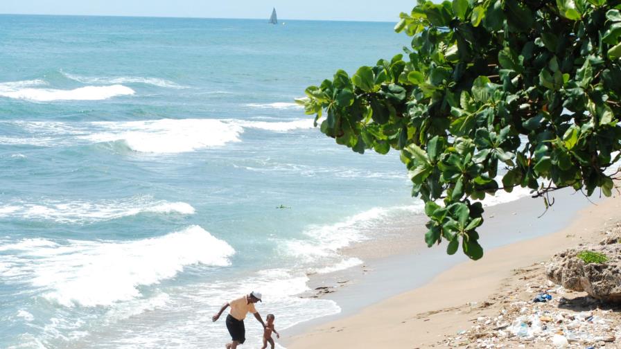¿Qué haría falta para que el dominicano vuelva a bañarse en las playas de Santo Domingo? ¿Qué haría falta para que el dominicano vuelva a bañarse en las playas de Santo Domingo?