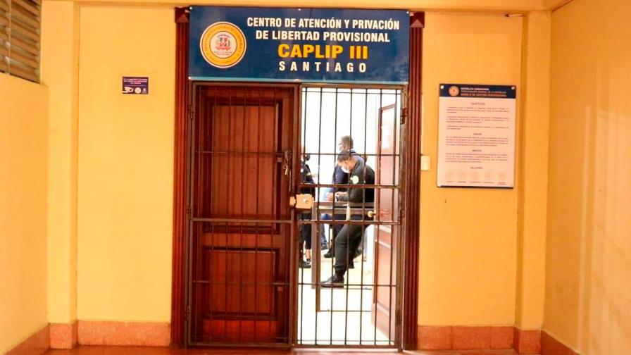 Procurador asegura que baja el hacinamiento en la carcelita del Palacio de Justicia de Santiago Procurador asegura que baja el hacinamiento en la carcelita del Palacio de Justicia de Santiago