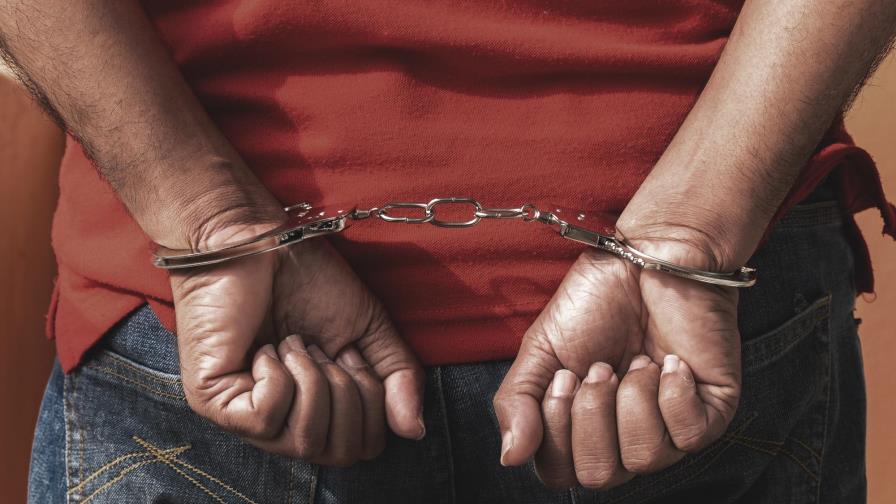 Dictan prisión preventiva contra hombre acusado de matar a raso de la Policía en Nagua