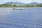 Energías renovables enfrentan trabas por vertimiento y falta de regulación de baterías