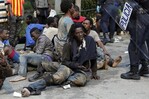 Ciudad española pide cerrar la frontera con Marruecos por la entrada de miles de migrantes